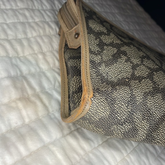 YSL Vintage Pouch - Picture 4 of 7